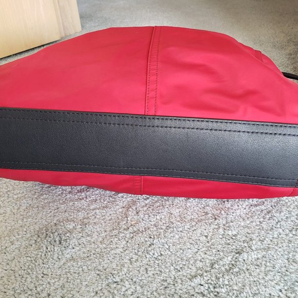 Burberry, Buckleigh Red Nylon/ Black Leather Tote w/  Side Toggles - Picture 6 of 15